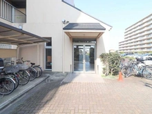 【千葉県/流山市南流山】コープ野村南流山弐番街 1号棟 エントランス