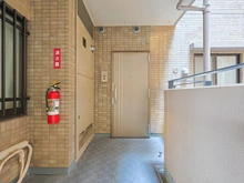 【埼玉県/戸田市下前】リブネスモア戸田公園 玄関