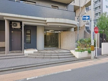 【埼玉県/戸田市下前】リブネスモア戸田公園 エントランス