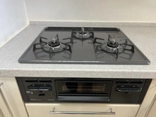 【埼玉県/さいたま市南区辻】グランステージ南浦和 キッチン：三口コンロ