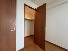 【埼玉県/さいたま市南区辻】グランステージ南浦和 収納：ウォークインクローゼット