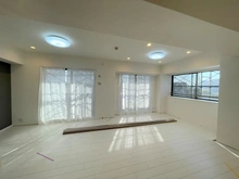 【埼玉県/戸田市南町】グランパサージュ戸田公園 リビング・ダイニング：リフォーム工事中