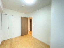 【埼玉県/戸田市本町】コスモ戸田公園アーバンステージ 洋室