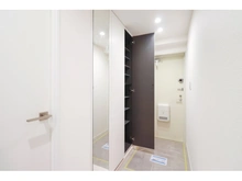 【埼玉県/さいたま市桜区栄和】ラポート浦和 玄関：下足入れ