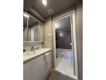 【埼玉県/朝霞市膝折町】アーベイン朝霞エルディア 洗面所