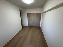 【埼玉県/朝霞市膝折町】アーベイン朝霞エルディア 洋室