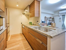 【埼玉県/志木市本町】プラウドシティ志木本町 センターコート キッチン