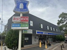 【埼玉県/さいたま市南区別所】プラウドタワー武蔵浦和レジデンス  ローソン さいたま別所七丁目店（現地より約20m）