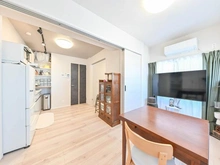 【東京都/世田谷区北沢】笹塚マンション ダイニングキッチン：家具・調度品は含みません。