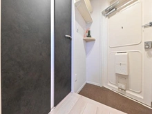 【東京都/世田谷区北沢】笹塚マンション 玄関：家具・調度品は含みません。