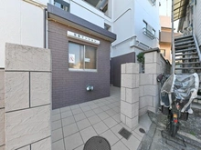 【東京都/世田谷区北沢】笹塚マンション エントランス