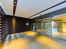 【東京都/世田谷区三軒茶屋】レグノ・スイート三軒茶屋 エントランス