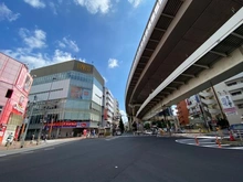 【東京都/世田谷区三軒茶屋】レグノ・スイート三軒茶屋 三軒茶屋駅（現地より約901m）