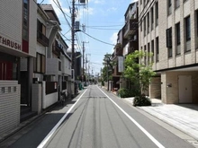 【東京都/世田谷区上馬】Brillia駒沢大学 前面道路