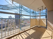 【東京都/江戸川区清新町】清新北ハイツ 2号棟 バルコニー：大規模修繕工事中