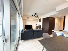 【東京都/世田谷区駒沢】クレヴィア駒沢大学 リビング・ダイニング