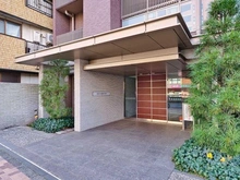 【東京都/世田谷区駒沢】クレヴィア駒沢大学 エントランス