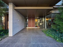 【東京都/世田谷区駒沢】クレヴィア駒沢大学 エントランス