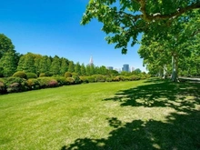 【東京都/新宿区富久町】富久クロスコンフォートタワー 公園（現地より約600m）：