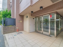 【東京都/世田谷区世田谷】ホームズ世田谷 エントランス
