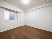 【東京都/足立区新田】アクアテラ　ブロード・スクエア 洋室