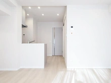 【東京都/世田谷区三軒茶屋】三軒茶屋サンハイツ 洋室