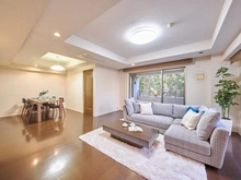 【東京都/港区高輪】アルス高輪桂坂 リビング・ダイニング：※家具・調度品等は本体価格に含まれません。