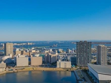 【東京都/江東区豊洲】スカイズ タワー＆ガーデン 眺望：東京ゲートブリッジを望む眺望（天候による）
※ズーム有