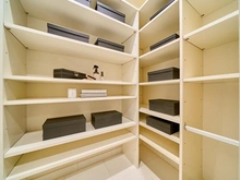 【東京都/港区港南】ワールドシティタワーズ ブリーズタワー1棟 収納：シューズインクローゼット