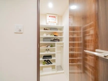 【東京都/江東区有明】シティタワーズ東京ベイ　ウエストタワー 収納：シューズインクローゼット