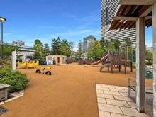 【東京都/江東区豊洲】ベイズ タワー＆ガーデン 豊洲六丁目第二公園（現地より約310m）