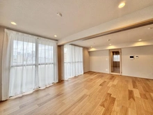 【東京都/江東区枝川】ドラゴンマンション木場弐番館 洋室：手前が洋室、奥はLDK