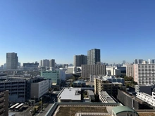 【東京都/江東区東雲】ザ・湾岸タワーレックスガーデン 眺望：正面奥にレインボーブリッジと富士山が見えます。（天候による）