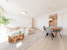 【東京都/中央区晴海】パークタワー晴海 リビング・ダイニング：家具・調度品等は売買価格に含まれません。