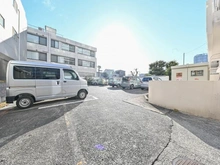 【東京都/文京区本郷】赤門アビタシオン 駐車場