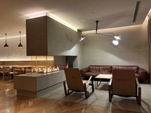 【東京都/江東区豊洲】パークホームズ豊洲ザ・レジデンス 共用施設：ラウンジ

冬になると暖炉に火がともります