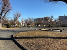 【神奈川県/横浜市鶴見区栄町通】アーバンヒルズ鶴見 平安公園（現地より約650m）