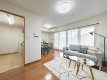 【神奈川県/横浜市鶴見区下末吉】ナイスビューリヨン横濱鶴見 リビング・ダイニング：※家具・調度品は販売価格に含まれておりません