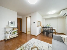 【神奈川県/横浜市鶴見区下末吉】ナイスビューリヨン横濱鶴見 リビング・ダイニング