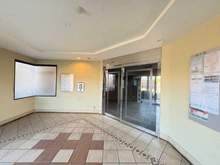 【神奈川県/横浜市鶴見区下末吉】ナイスビューリヨン横濱鶴見 サブエントランス