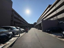 【神奈川県/横浜市鶴見区下末吉】ナイスビューリヨン横濱鶴見 駐車場