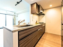 【神奈川県/海老名市扇町】グレーシアタワーズ海老名イースト キッチン