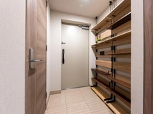 【神奈川県/海老名市扇町】グレーシアタワーズ海老名イースト 玄関