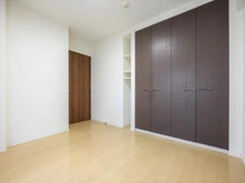 【神奈川県/横浜市鶴見区鶴見中央】イクシア横浜鶴見 洋室