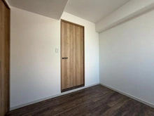 【神奈川県/川崎市川崎区中瀬】エンゼルハイム川崎大師第2 洋室：約3.8帖