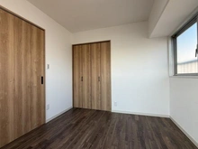 【神奈川県/川崎市川崎区中瀬】エンゼルハイム川崎大師第2 洋室：洋室約5.7帖