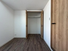 【神奈川県/川崎市川崎区中瀬】エンゼルハイム川崎大師第2 収納：洋室約3.8帖の収納