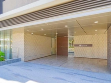 【神奈川県/川崎市川崎区本町】プライムスタイル川崎 アプローチ