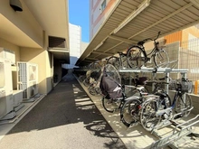 【神奈川県/川崎市川崎区本町】プライムスタイル川崎 駐輪場