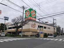【神奈川県/横浜市鶴見区本町通】センチュリー横濱鶴見 ライフ鶴見下野谷町店（現地より約540m）